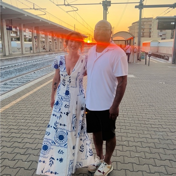 White & Blue V-Neck Floral Midi Dress - Picture 6 of 6